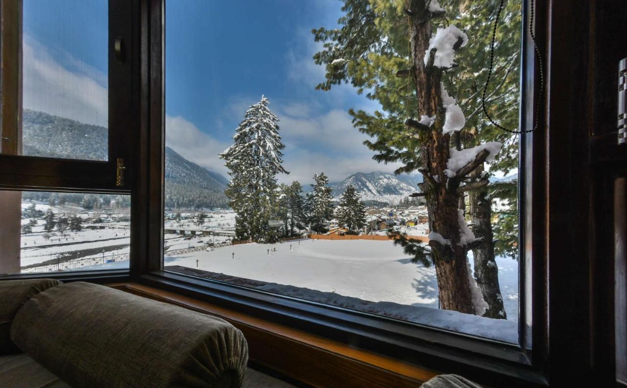 Royal Hillton Pahalgam Hotel Екстериор снимка