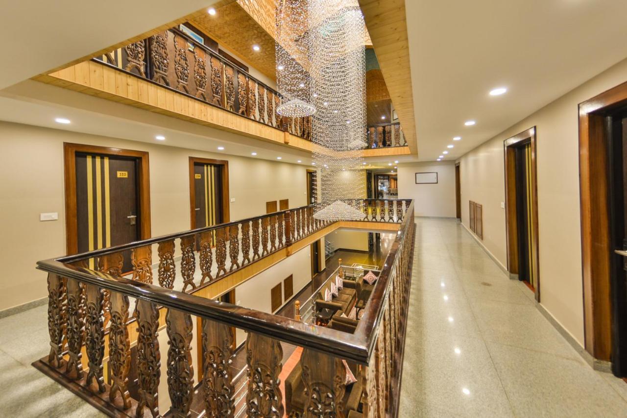 Royal Hillton Pahalgam Hotel Екстериор снимка