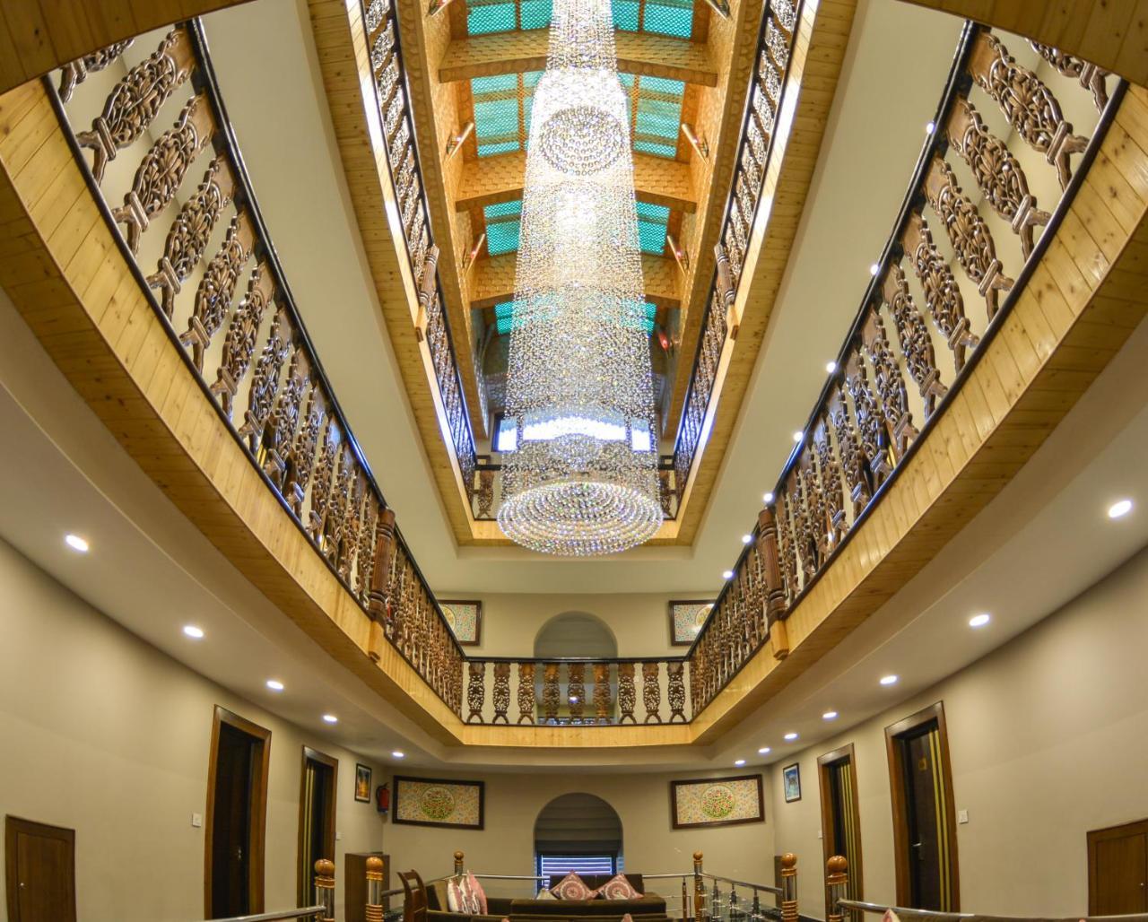 Royal Hillton Pahalgam Hotel Екстериор снимка