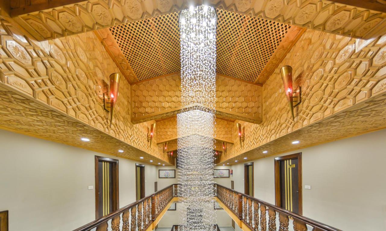 Royal Hillton Pahalgam Hotel Екстериор снимка
