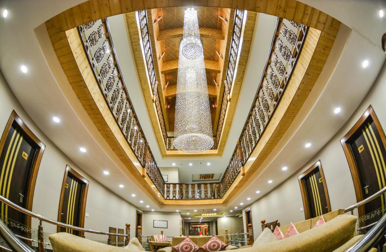 Royal Hillton Pahalgam Hotel Екстериор снимка