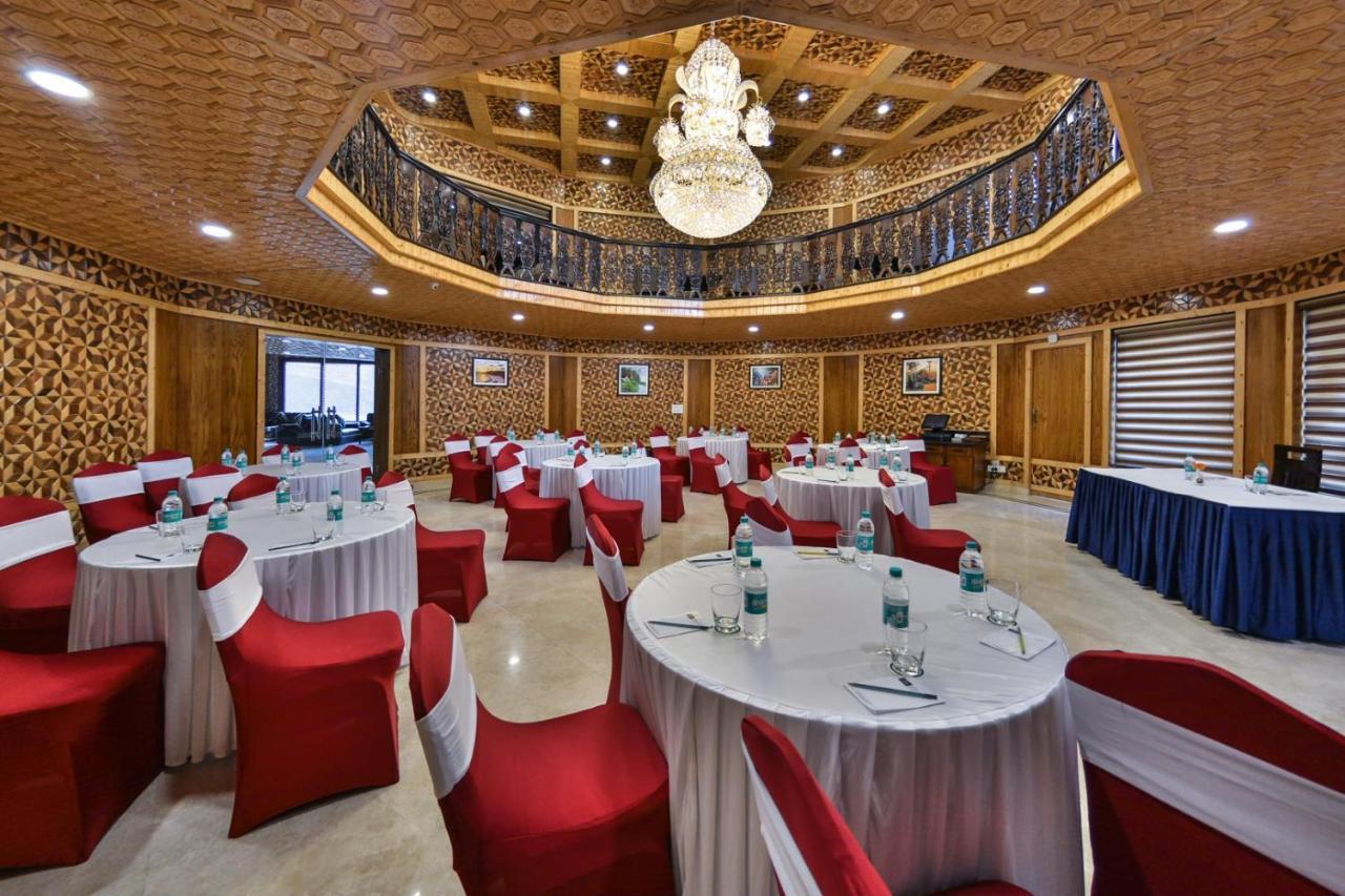 Royal Hillton Pahalgam Hotel Екстериор снимка